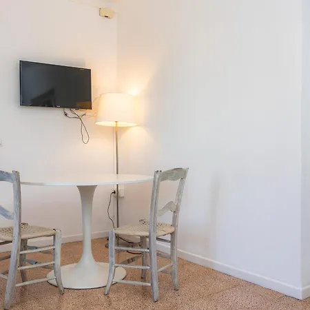 Manuel Apartment *